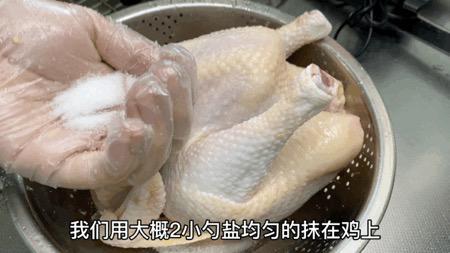 家庭版蔥油雞炒管它正宗不正宗，美味才是王道呀~竅門全在這！的作法-咸鮮味蒸食譜