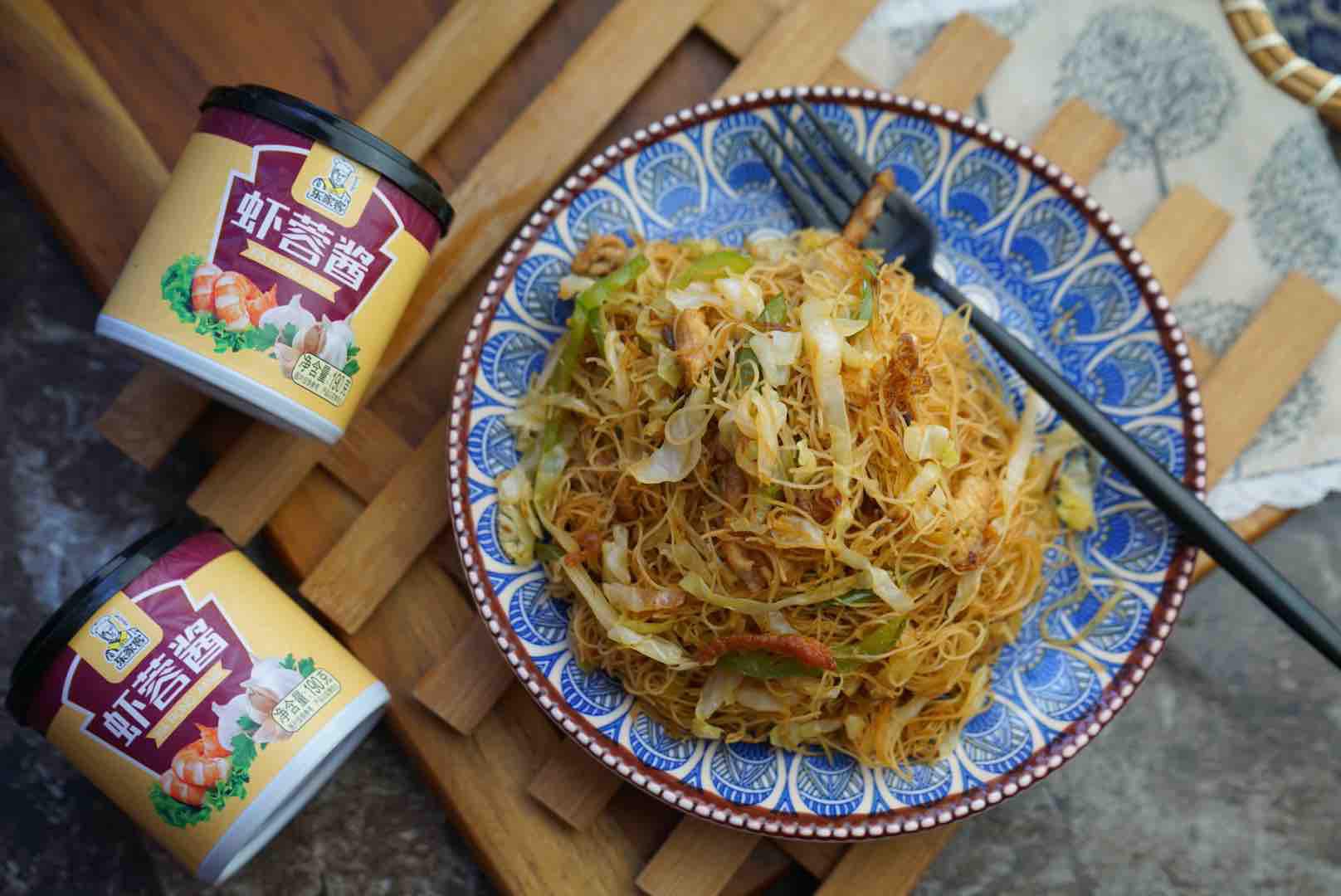 蝦蓉醬炒粉的做法-家常味炒菜譜