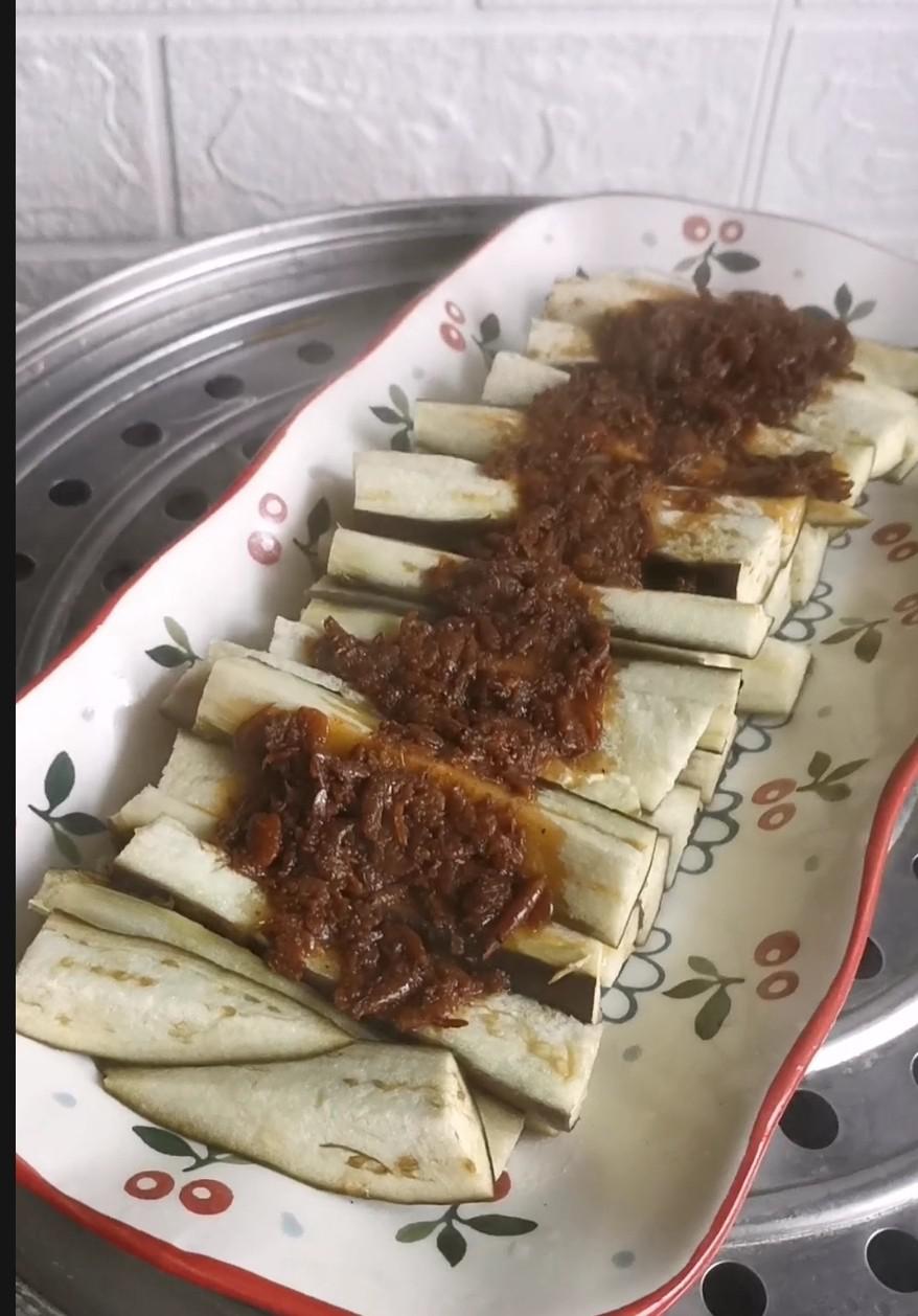 蝦蓉醬蒸茄子的做法-咸鮮味蒸菜譜