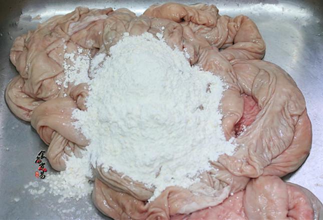 黃豆芽炒鹵水豬大腸的做法-家常味炒菜譜