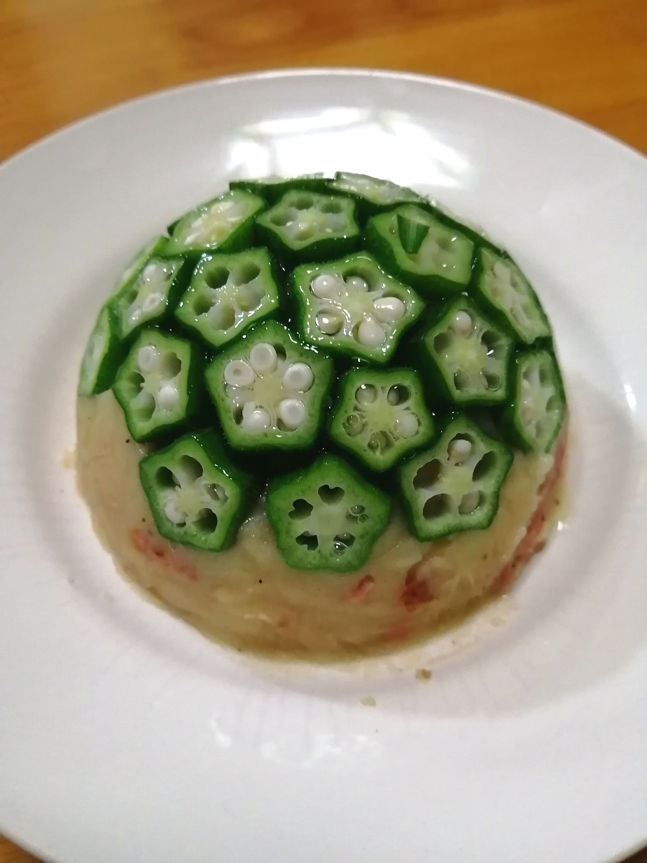 秋葵土豆泥的做法-家常味煮菜譜