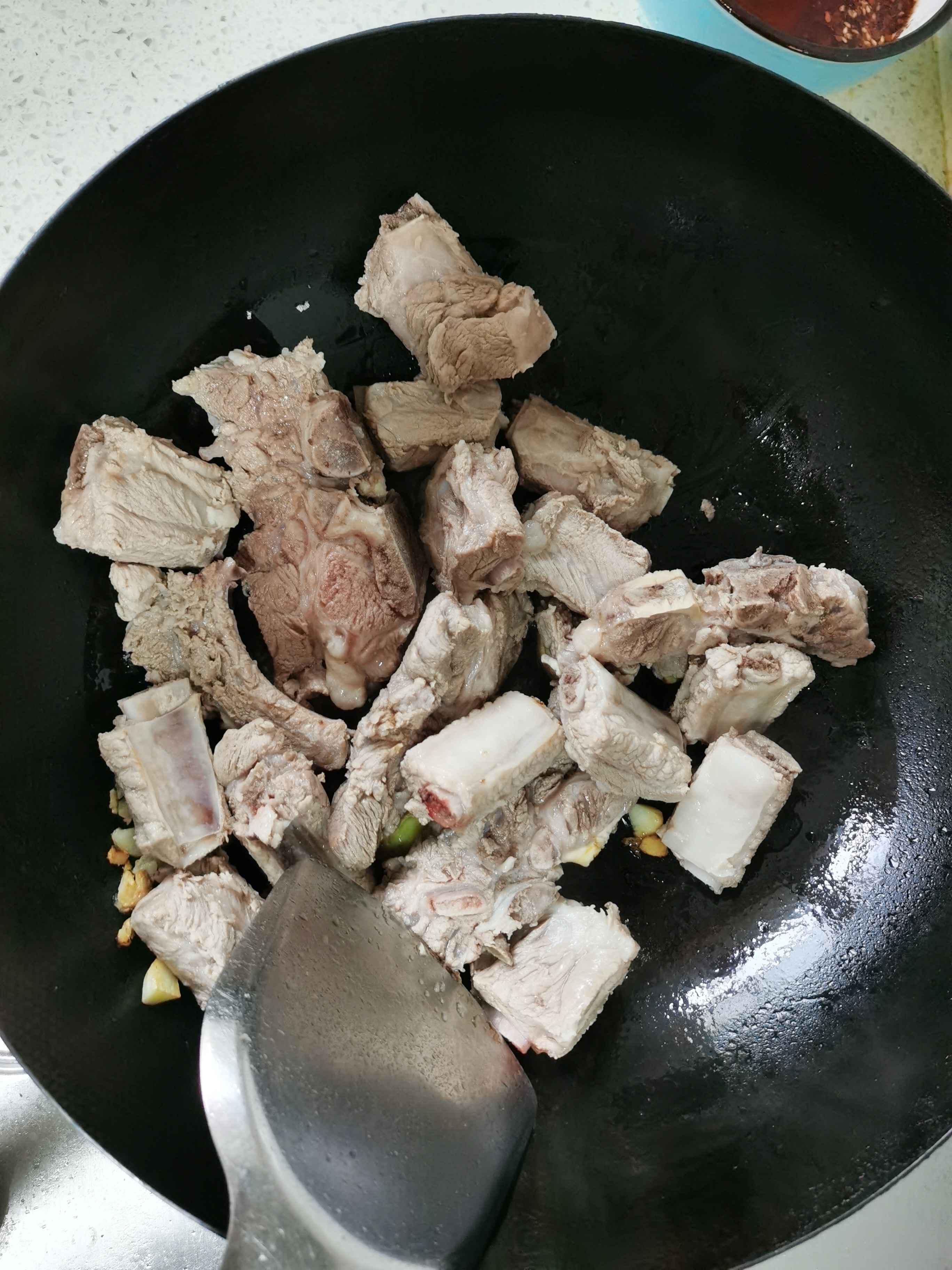 啤酒燒排骨的做法-家常味燉菜譜