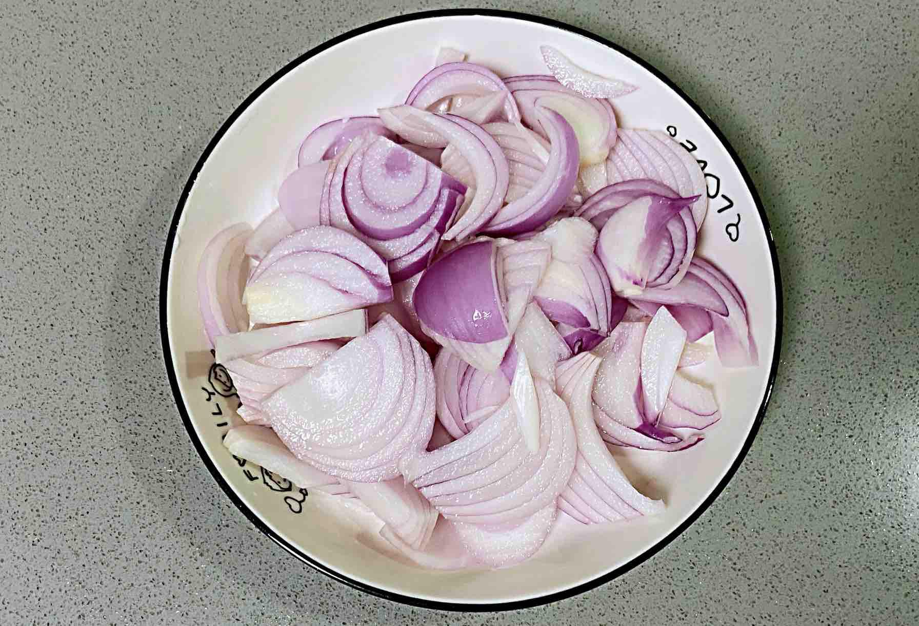 孕婦食譜蔥爆鹽煎肉，香甜脆爽、蔥香濃厚～的作法-咸鮮味燒菜譜