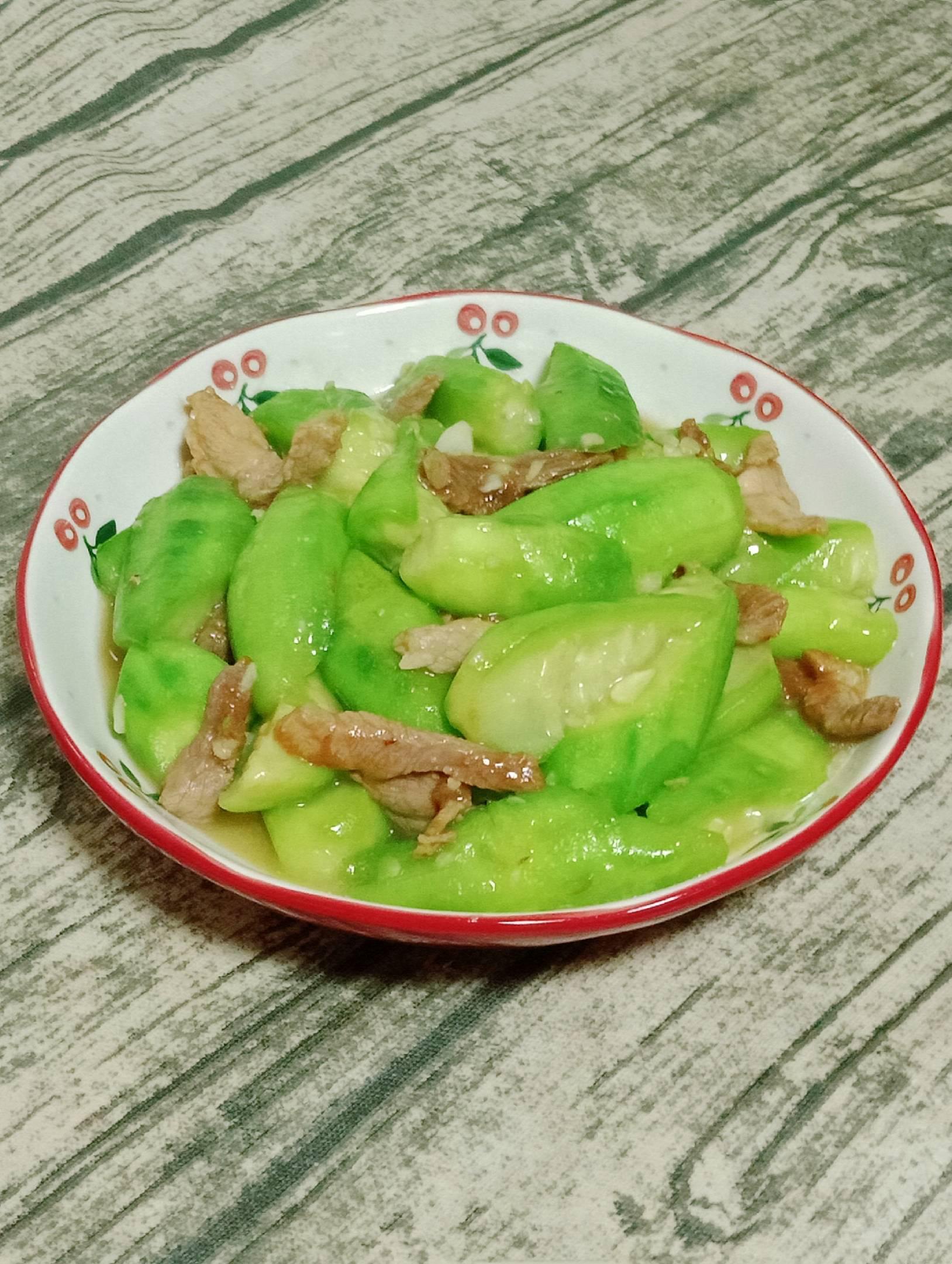 肉片炒絲瓜的做法-家常味炒菜譜