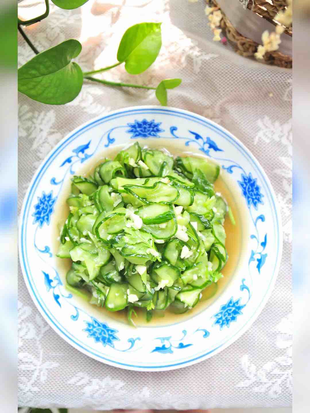 涼拌黃瓜的做法-酸甜味拌菜譜