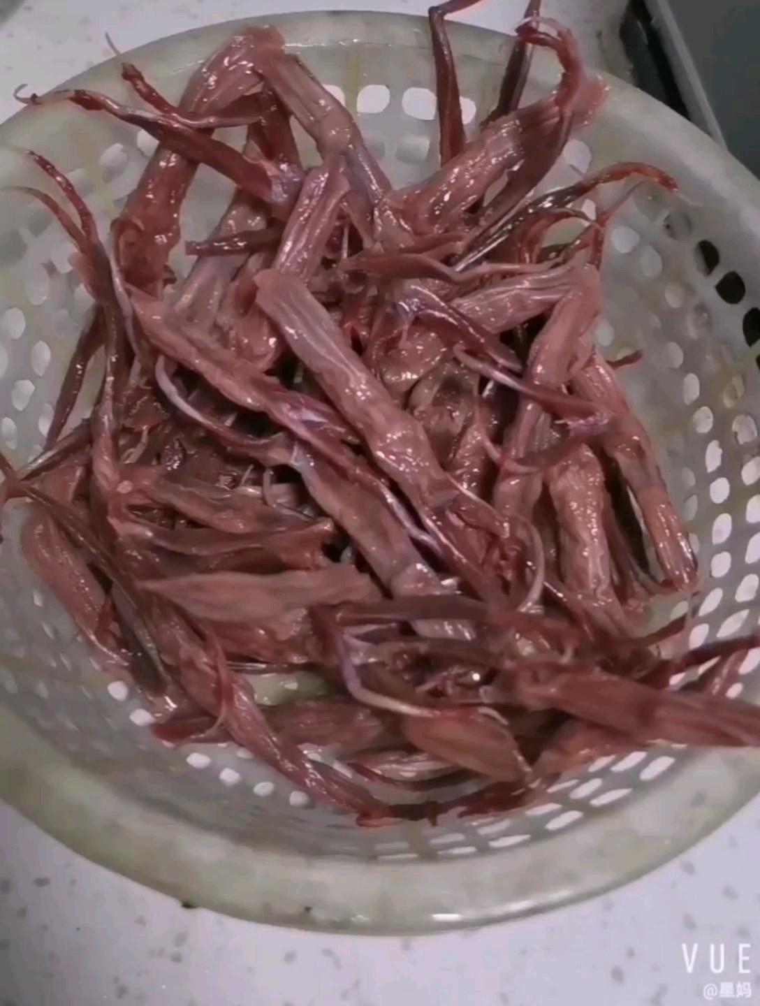 蒜香鴨舌的做法-香辣味燒菜譜