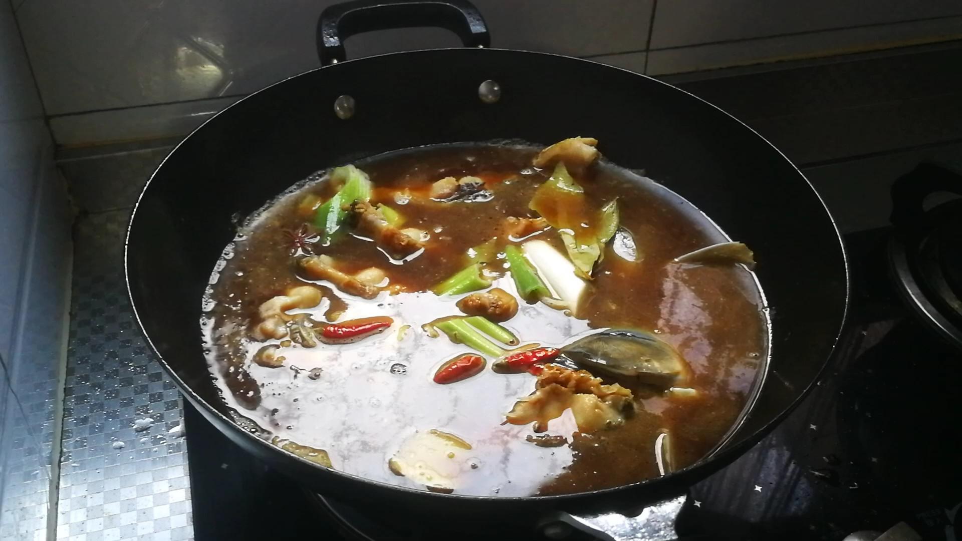 家常燒鯉魚的做法-家常味燒菜譜