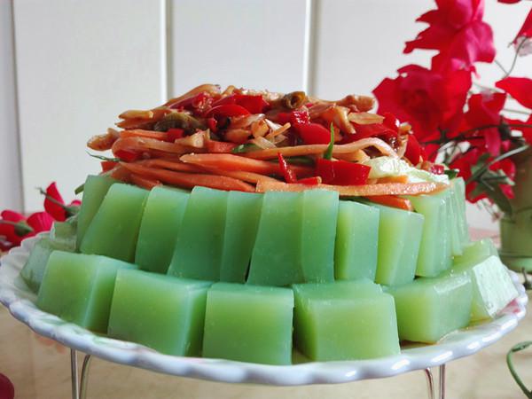黃瓜汁豌豆涼粉的做法-酸辣味煮菜譜