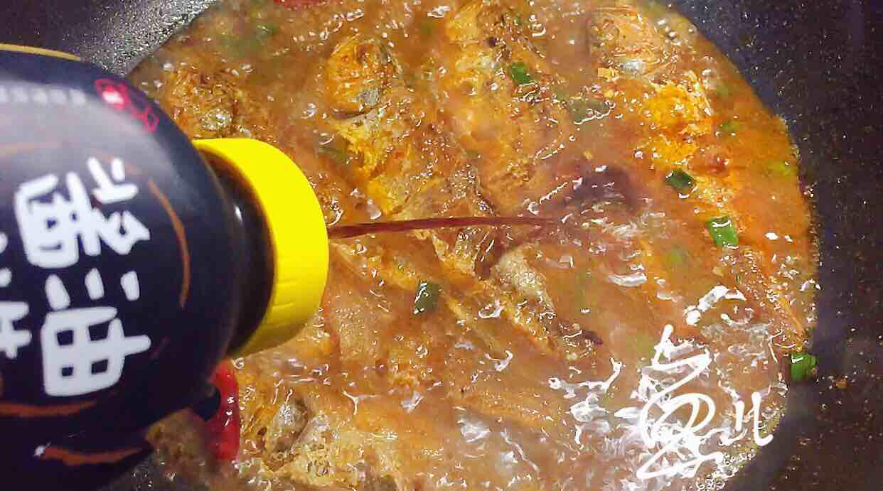 香辣小黃魚的做法-香辣味燉菜譜