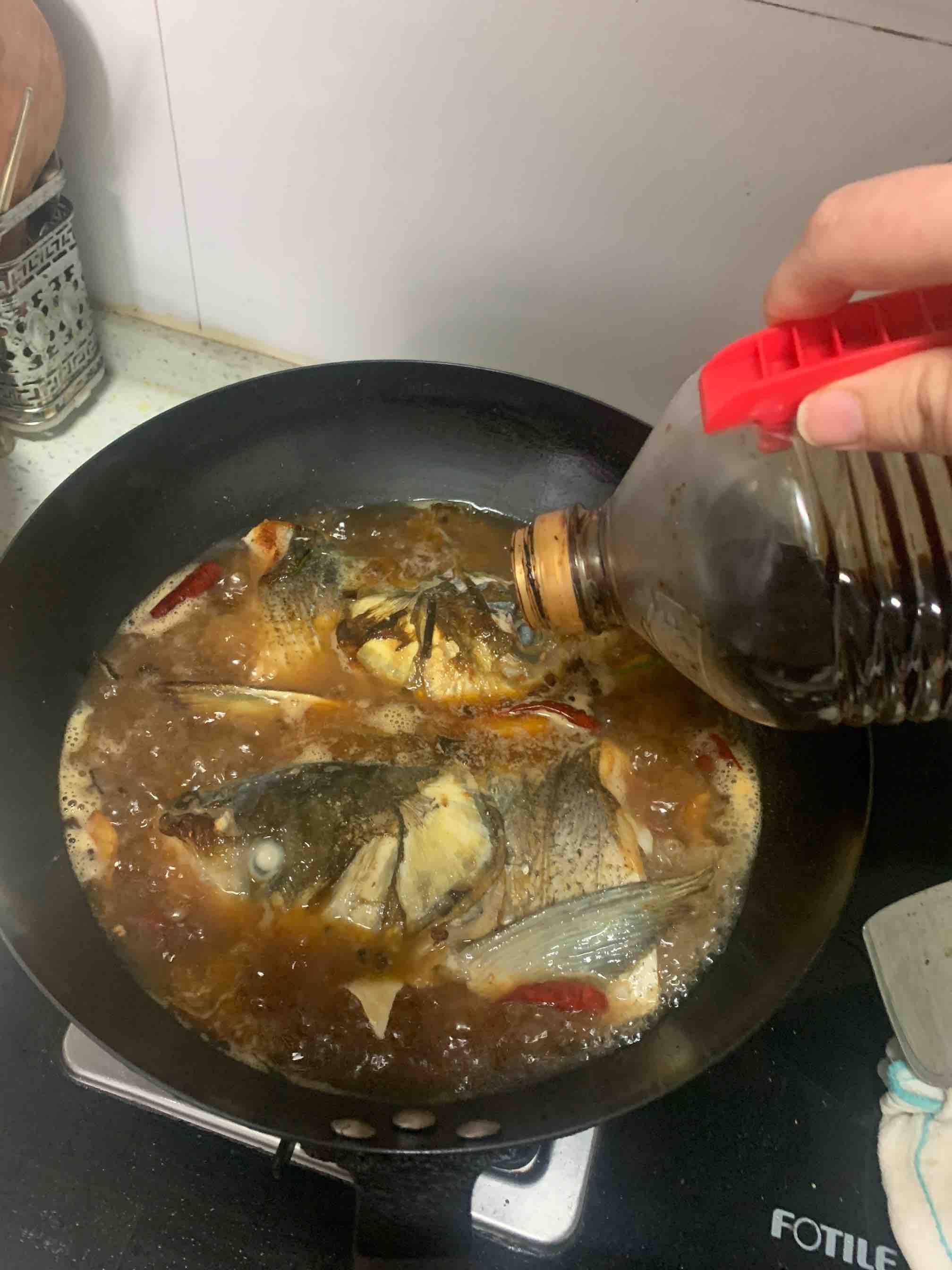 紅燒魚頭豆腐的做法-家常味燒菜譜