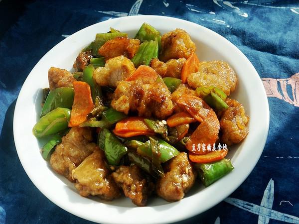 青椒溜肉段的做法-香辣味炒菜譜