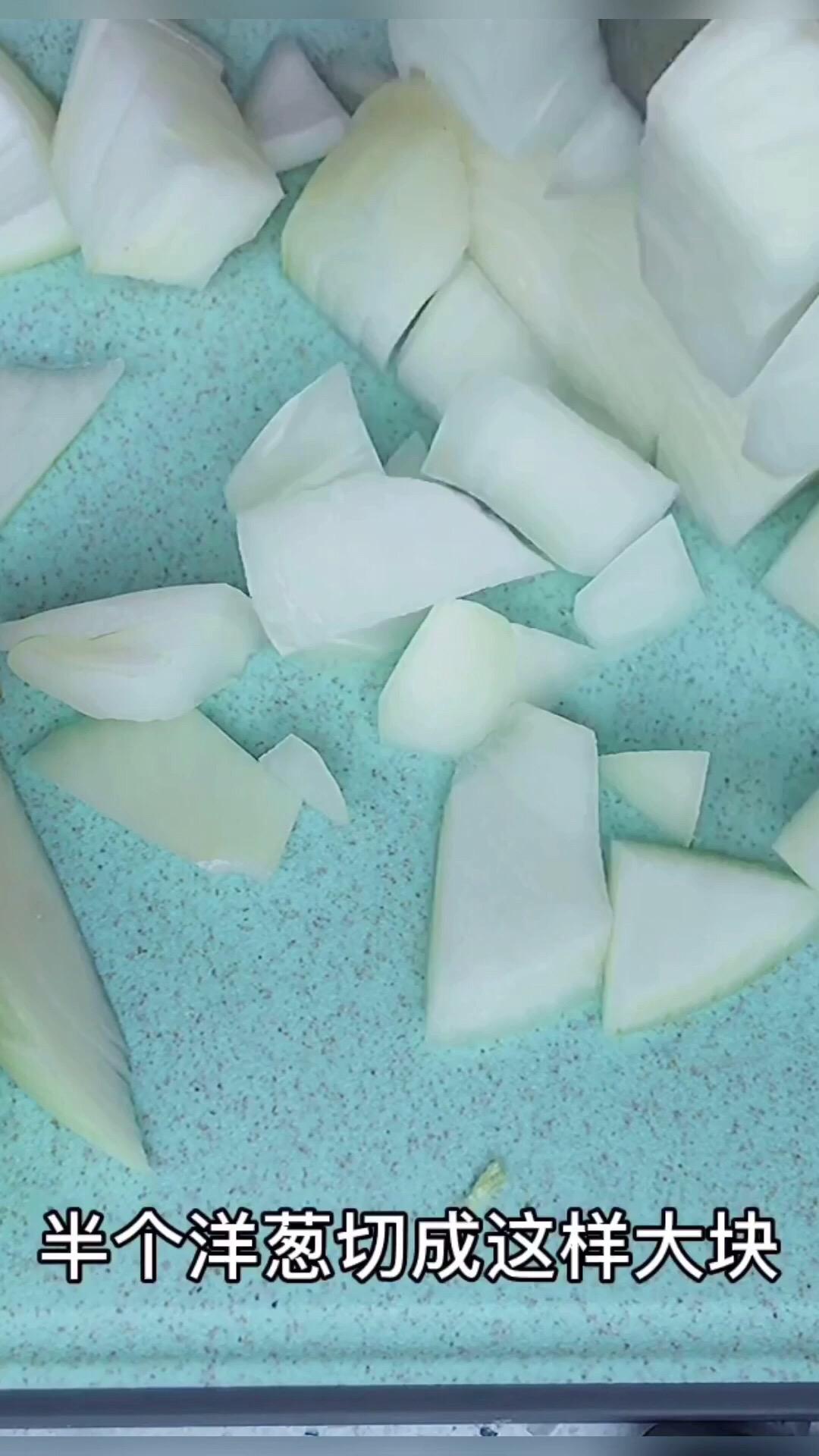 三汁燜鍋＃最美不過中秋味＃的做法-家常味燜菜譜