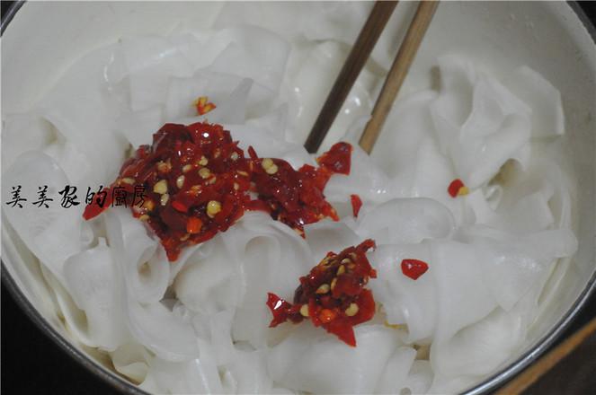 爽脆蘿卜片的做法-香辣味拌菜譜