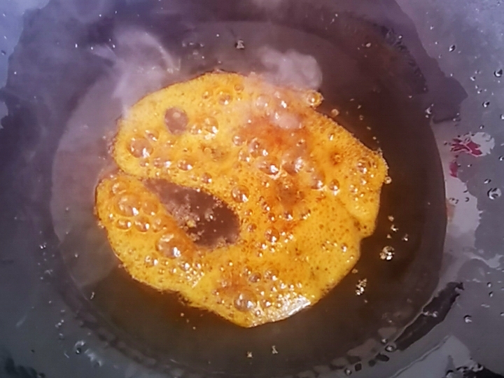 農家田園燉雞翅的做法-家常味燉菜譜