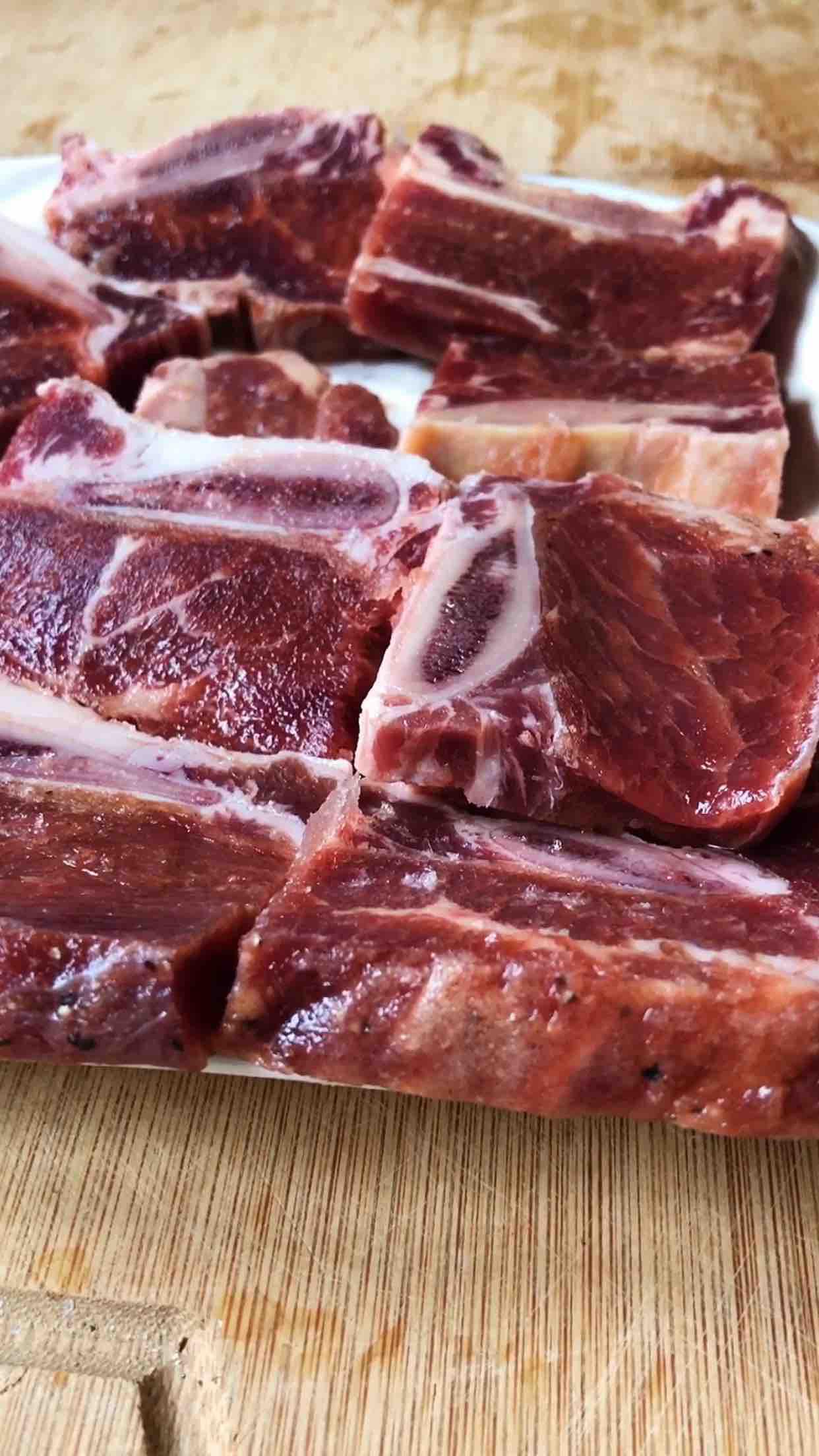 香煎牛仔骨的做法-咸鮮味煎菜譜