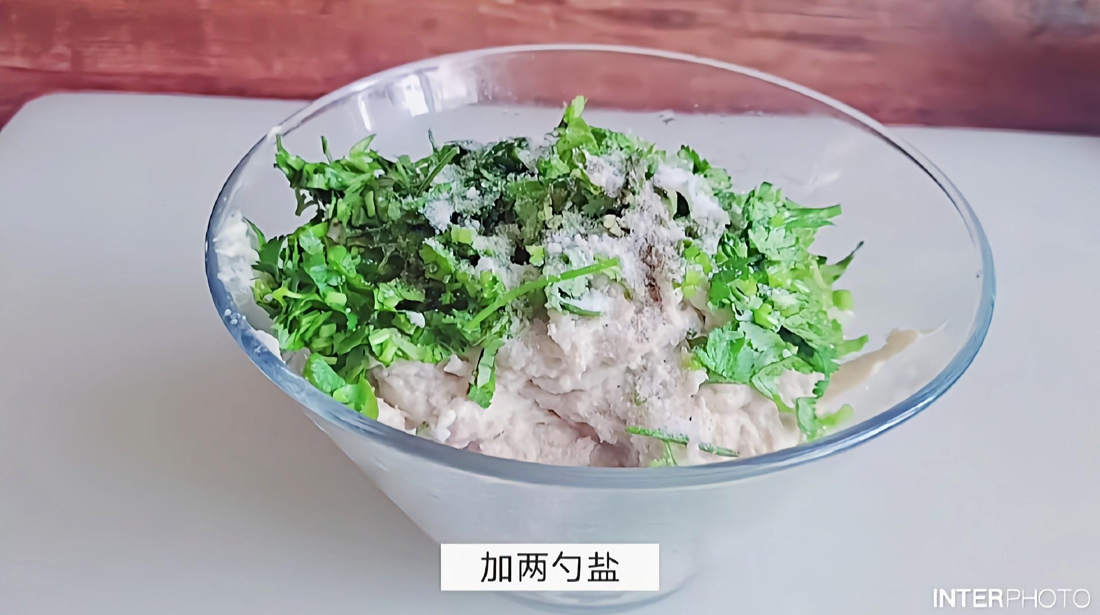 #豆腐的神仙做法#香菜豆腐肉丸的做法-咸鮮味煮菜譜