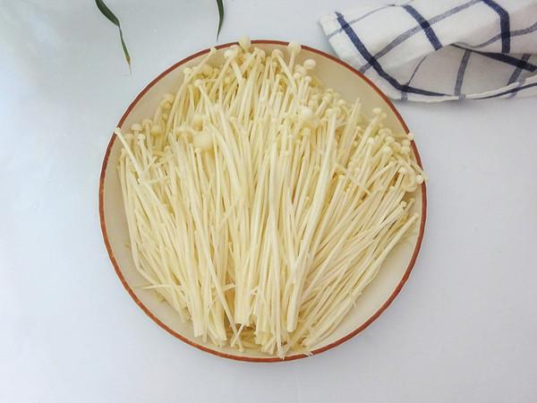 蒸蒜蓉金針菇的做法-蒜香味蒸菜譜