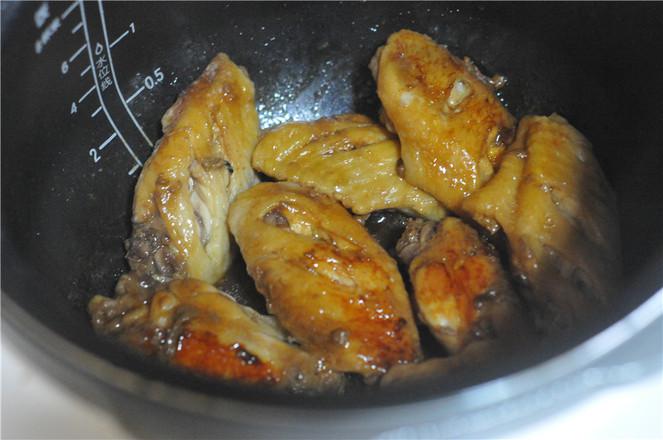 電飯鍋雞翅的做法-咸鮮味煮菜譜