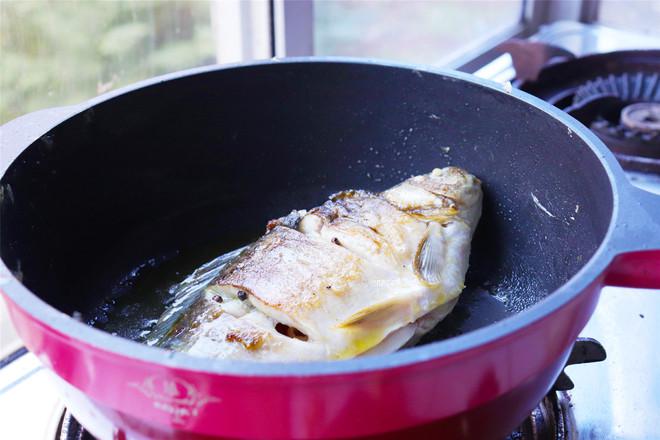 鯽魚豆腐湯的做法-家常味煮菜譜