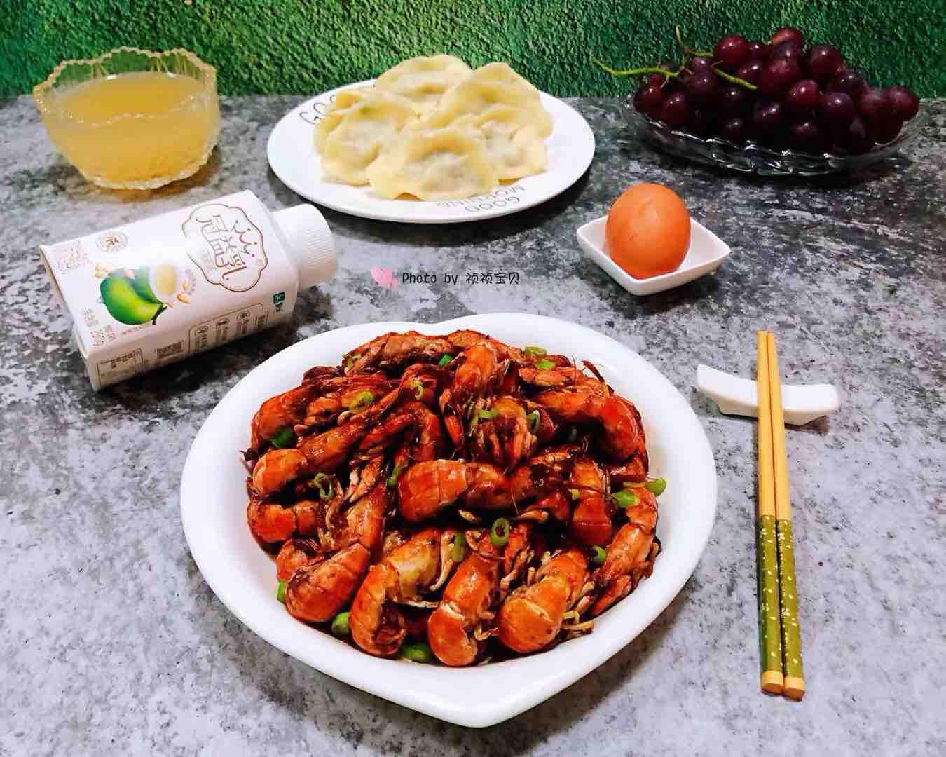 辣爆螻蛄蝦的做法-香辣味炒菜譜