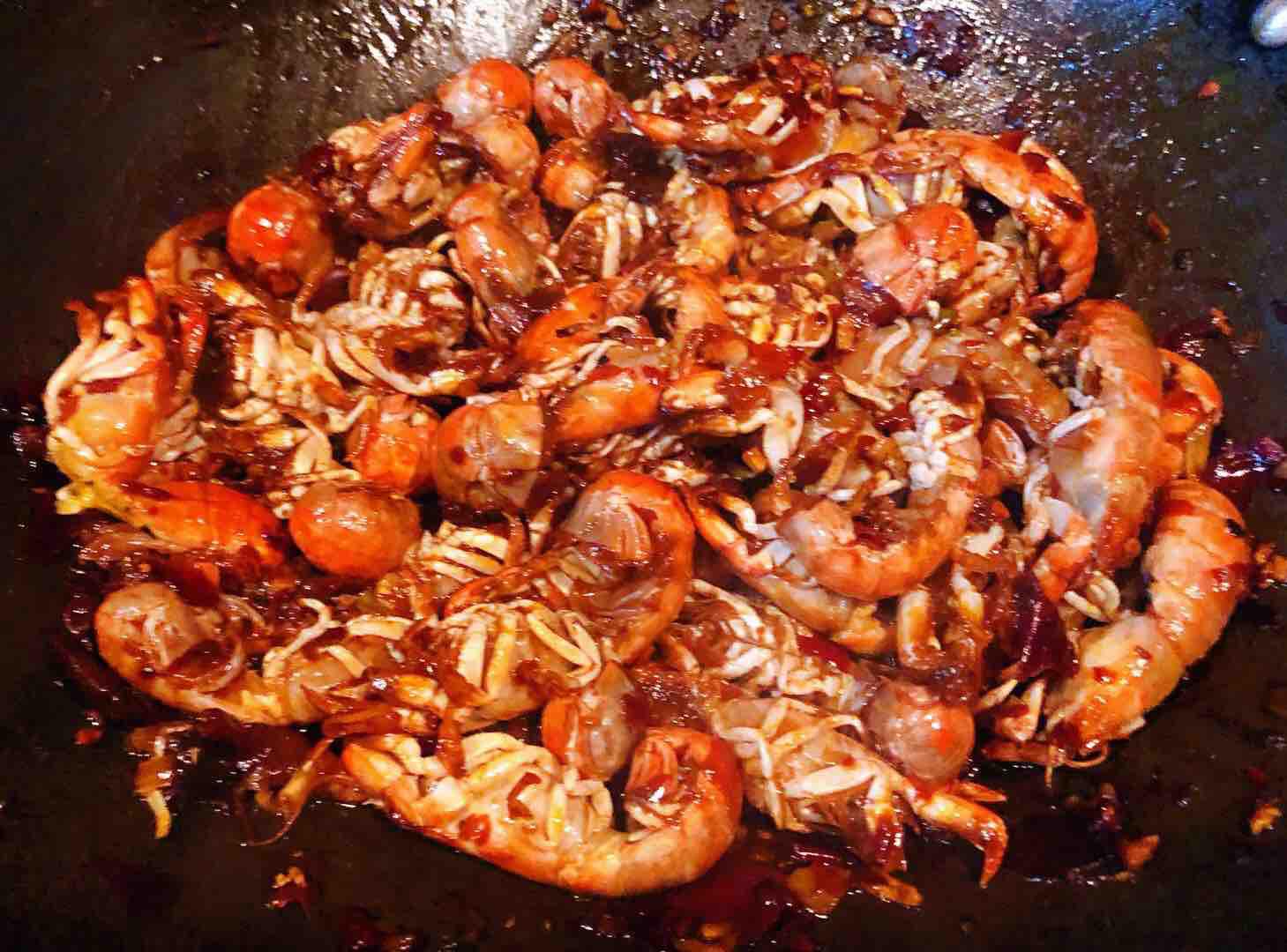 辣爆螻蛄蝦的做法-香辣味炒菜譜