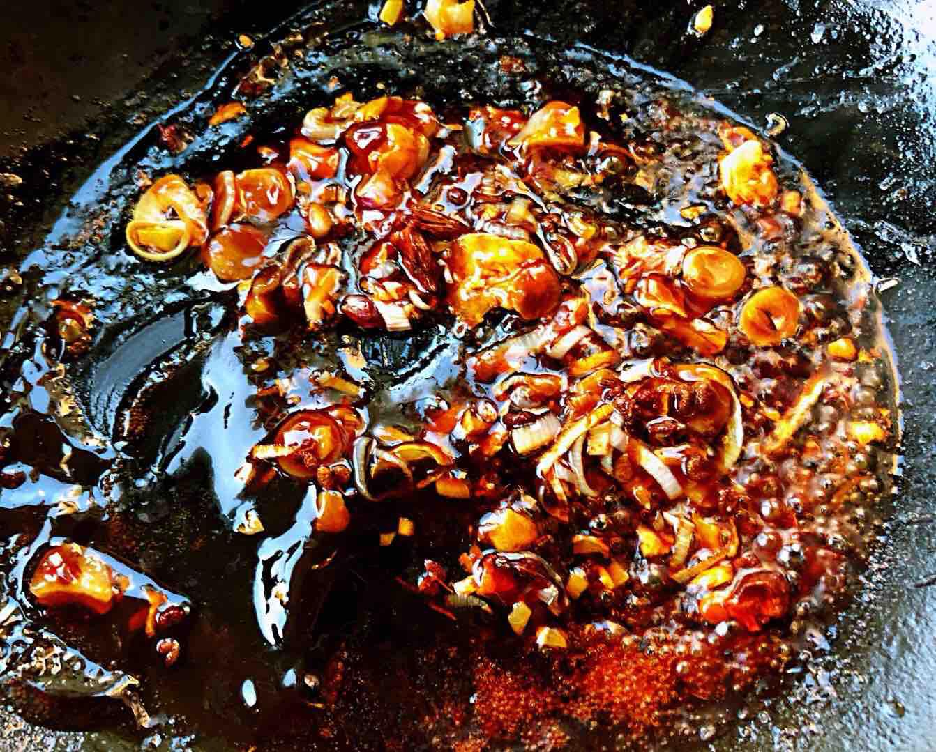 紅燒鴨腿的做法-咸鮮味燒菜譜