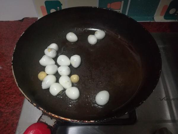 孜然味鵪鶉蛋的做法-咸鮮味炒菜譜