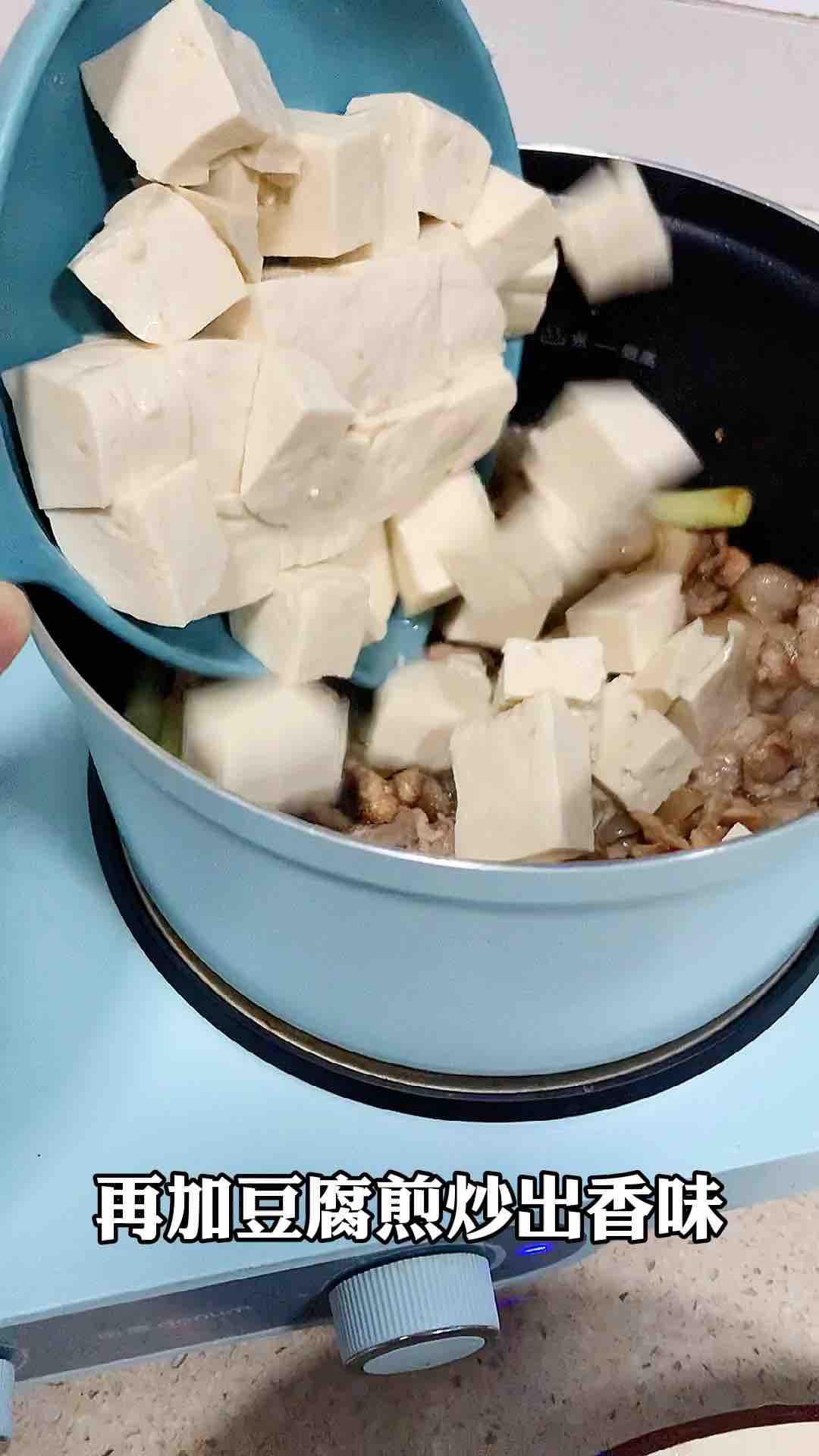 豆腐燉肉的做法-家常味燉菜譜