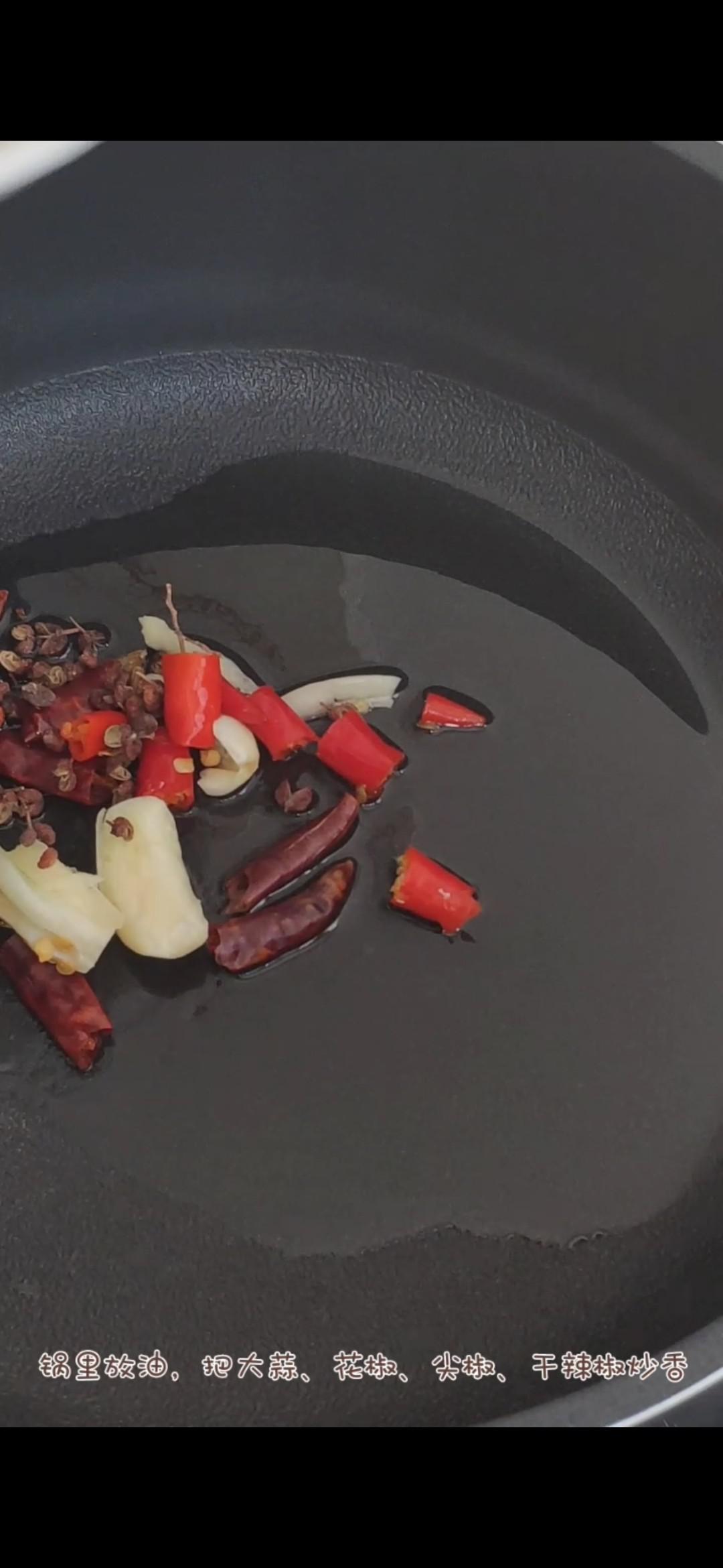 麻辣豆腐。的做法-家常味煮菜譜