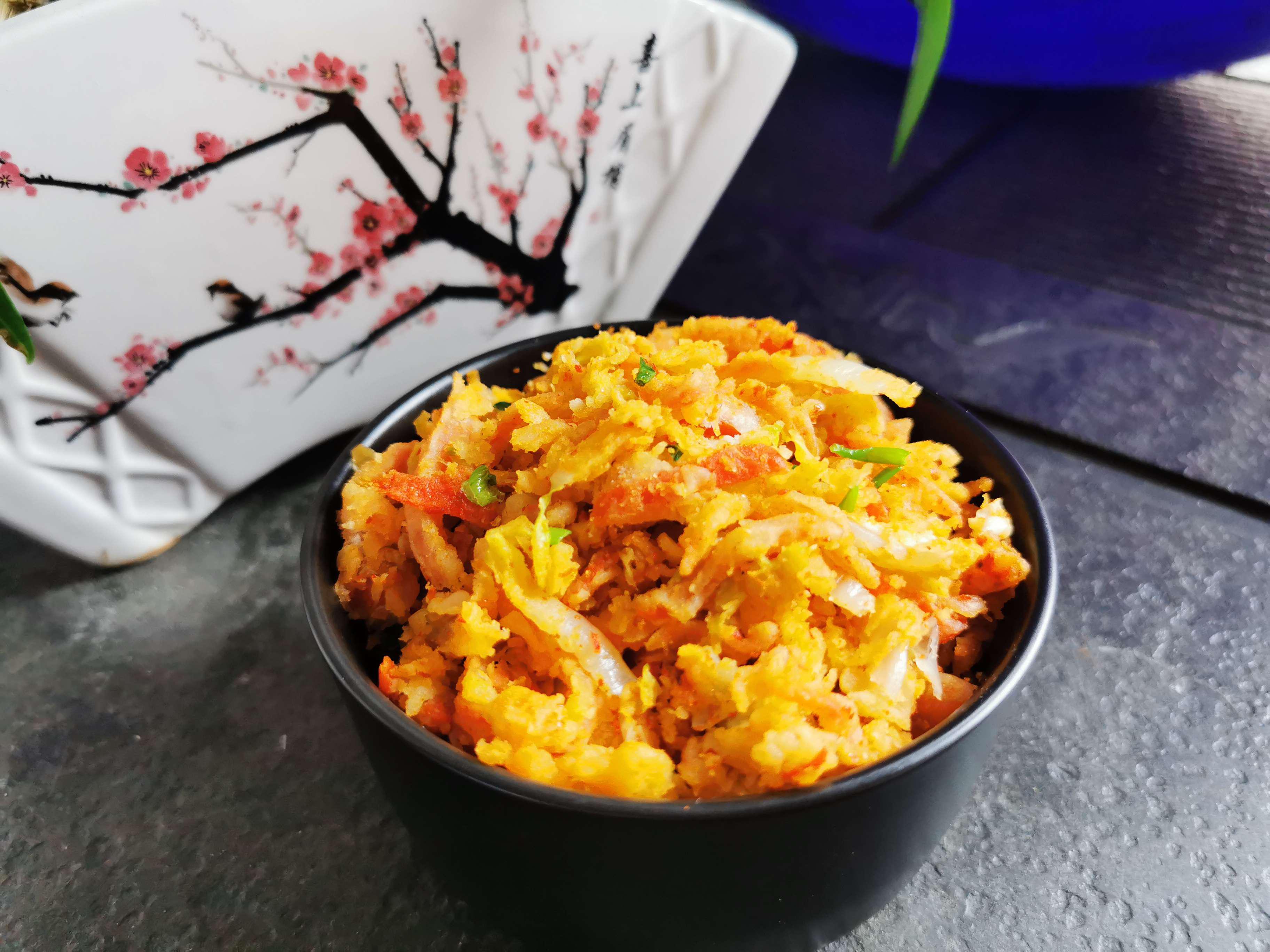 紅蘿卜和娃娃菜，加點面粉抓一抓，可以當主食的“家常麥飯”的做法-家常味蒸菜譜