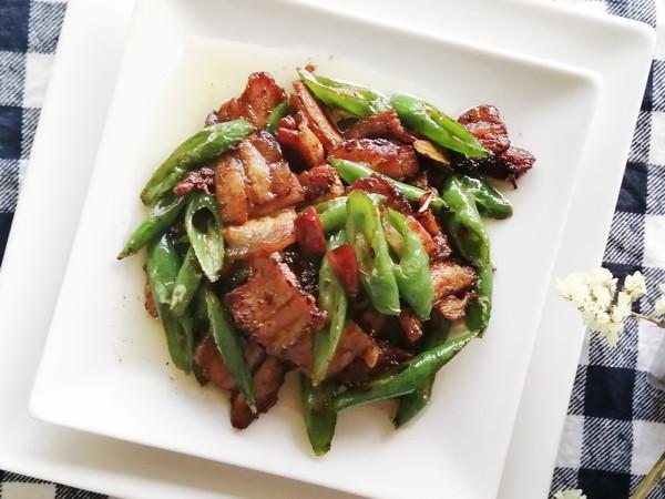 杭椒回鍋肉的做法-醬香味炒菜譜-易網(wǎng)健康養(yǎng)生網(wǎng) 杭椒回鍋肉的做法-醬香味炒菜譜