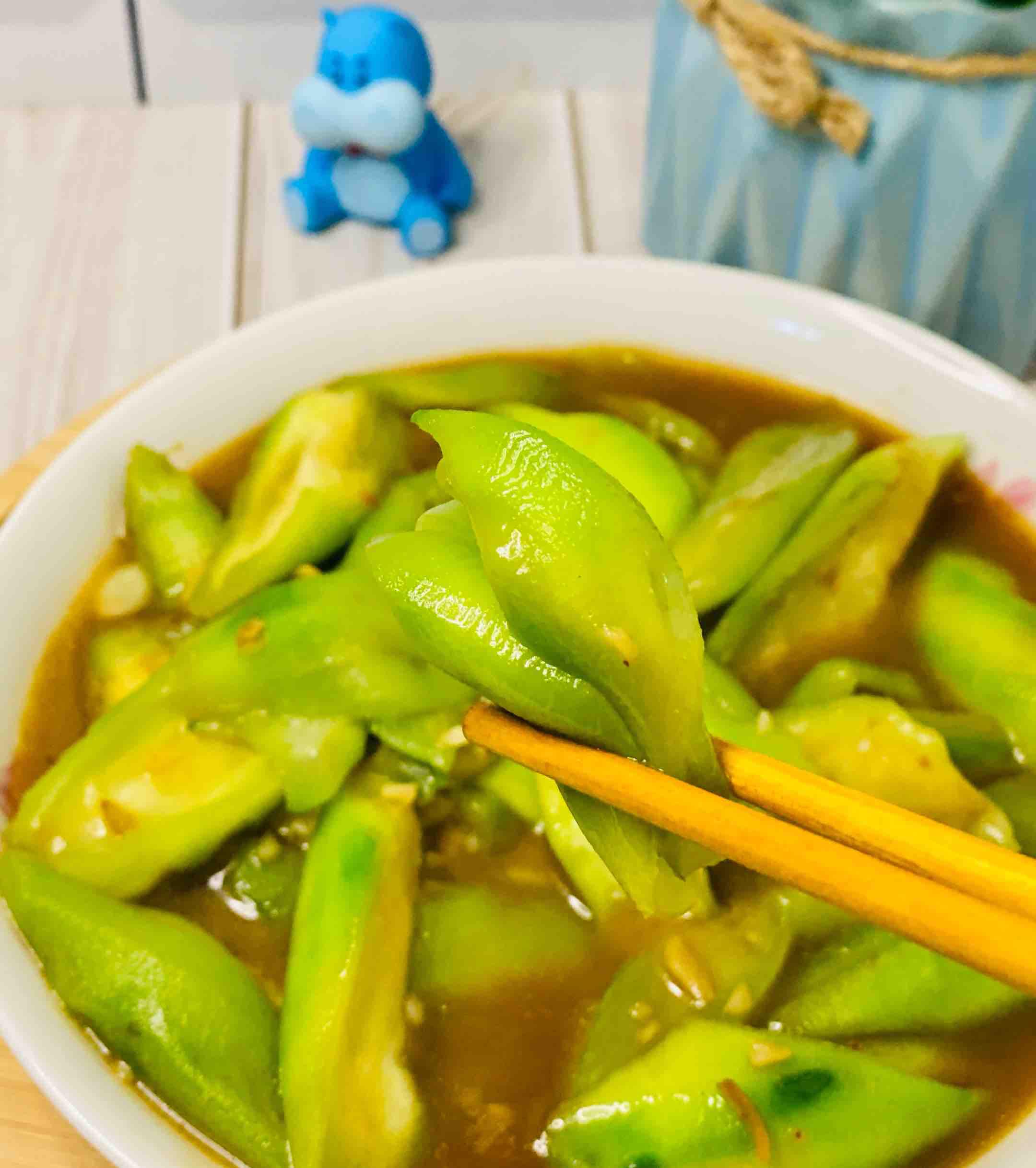 絲瓜這樣炒，比山珍海味還美味，10條不夠吃??便宜超好吃的做法-咸鮮味炒菜譜