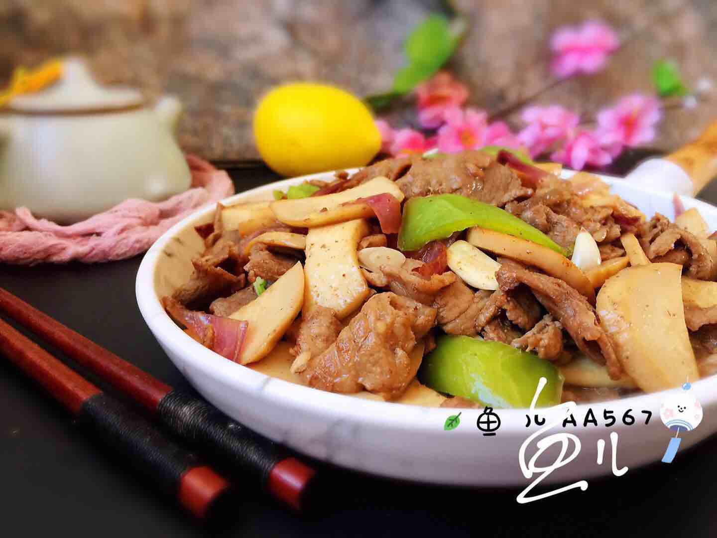 教你杏鮑菇新吃法,上桌就被搶光了!的做法-家常味炒菜譜-易網健康養生網 教你杏鮑菇新吃法,上桌就被搶光了!的做法-家常味炒菜譜