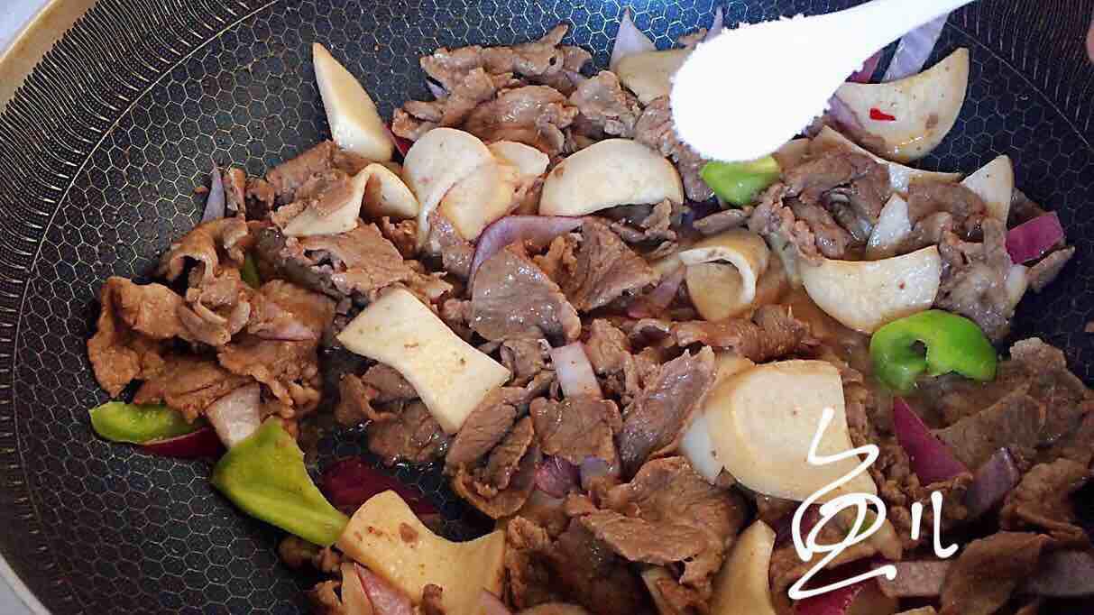 教你杏鮑菇新吃法,上桌就被搶光了!的做法-家常味炒菜譜-易網健康養生網 教你杏鮑菇新吃法,上桌就被搶光了!的做法-家常味炒菜譜