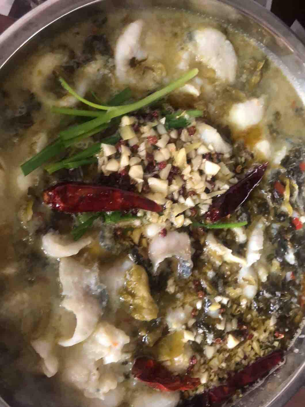 酸菜魚片的做法-酸辣味煮菜譜