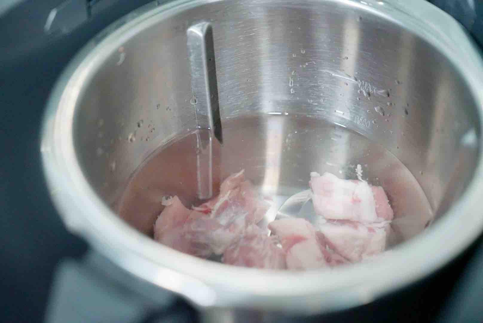 紅糖版糖醋排骨，你真的要試一下。的做法-酸甜味燒菜譜