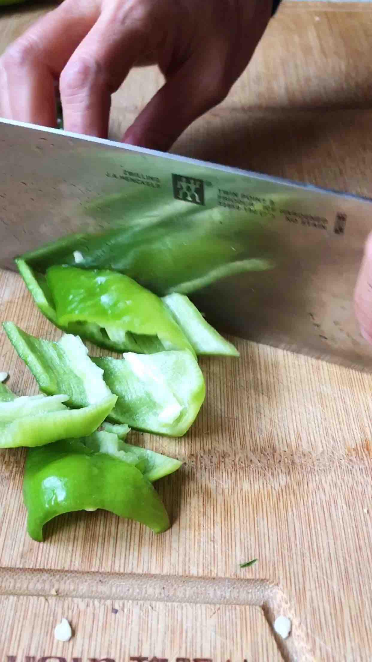 豆皮好吃做法的做法-香辣味炒菜譜