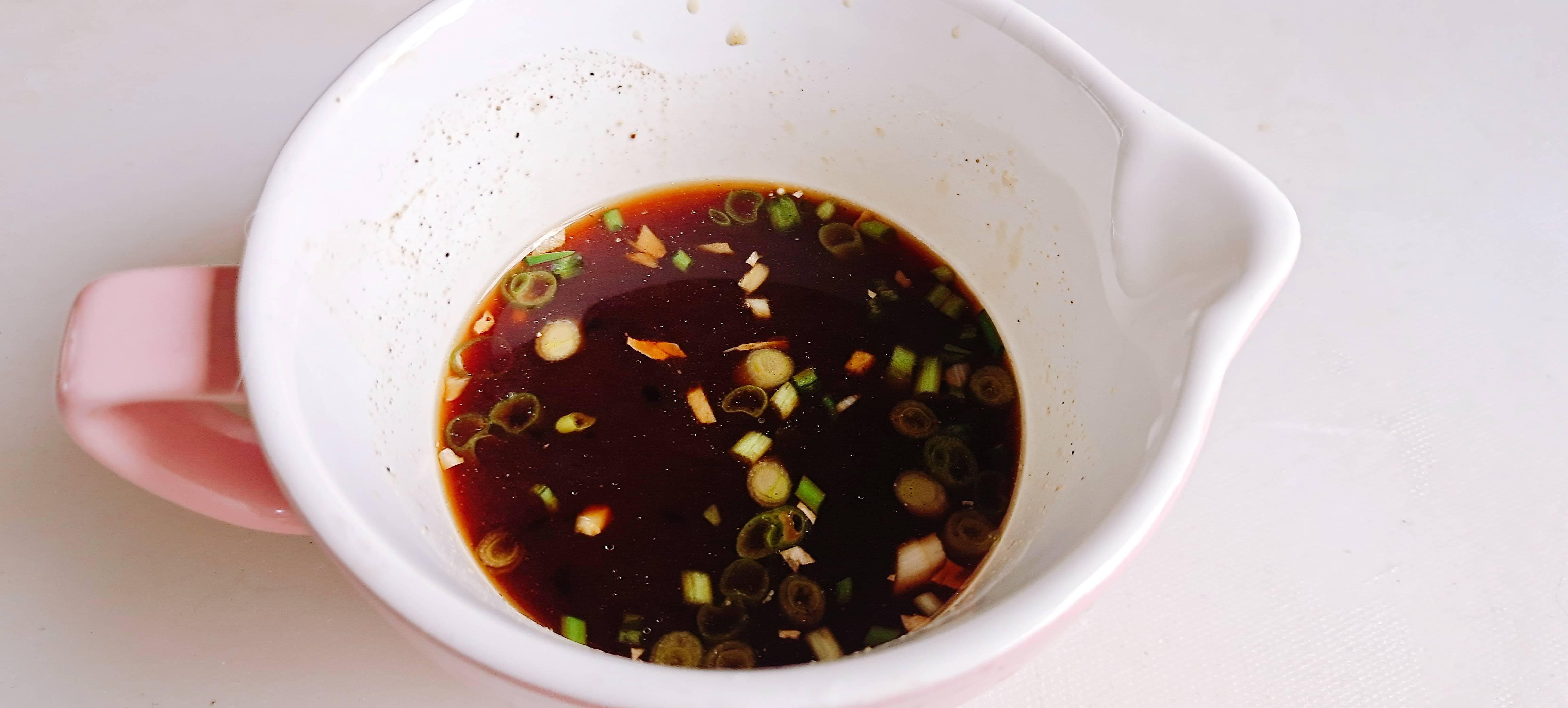 秋冬這樣吃豆腐，暖身又下飯…金針豆腐煲的做法-咸鮮味煲菜譜