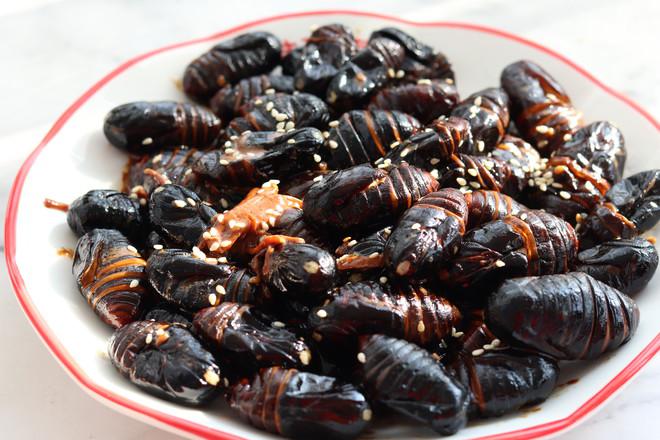 營(yíng)養(yǎng)美味的蠔油蠶蛹，好吃又好做的做法-家常味炒菜譜