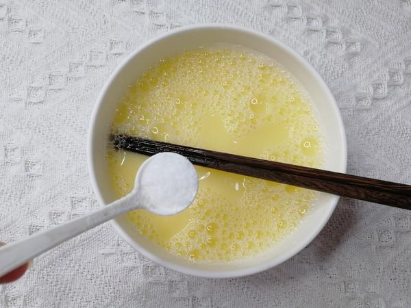 毛豆胡蘿卜蝦仁水蒸蛋的做法-咸鮮味蒸菜譜