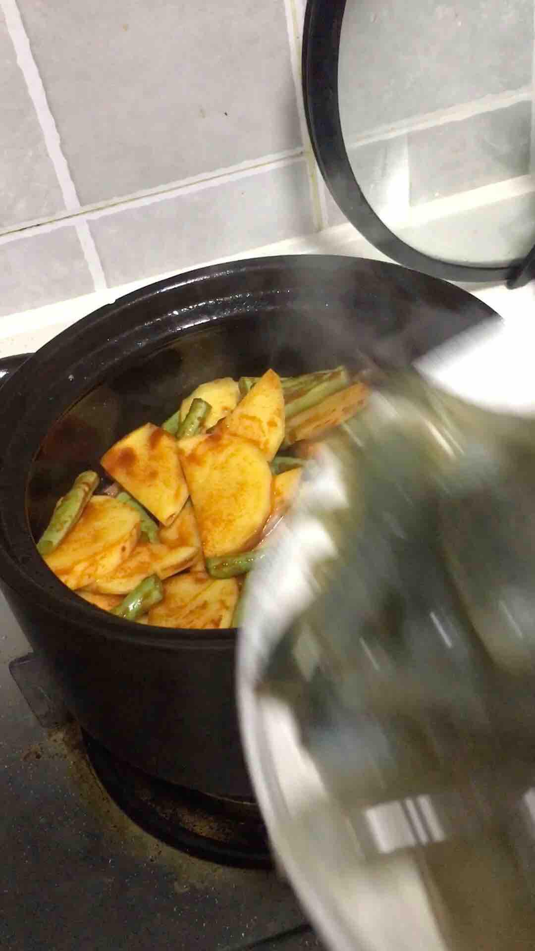 家庭自制燜鍋的做法-家常味燜菜譜