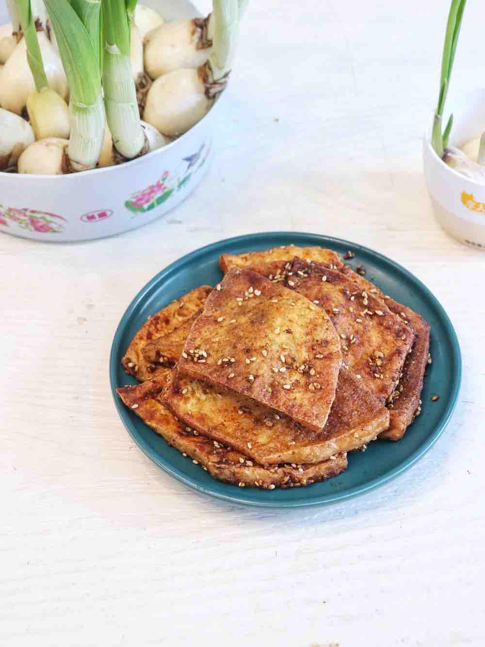 煎豆腐的做法-家常味煎菜譜