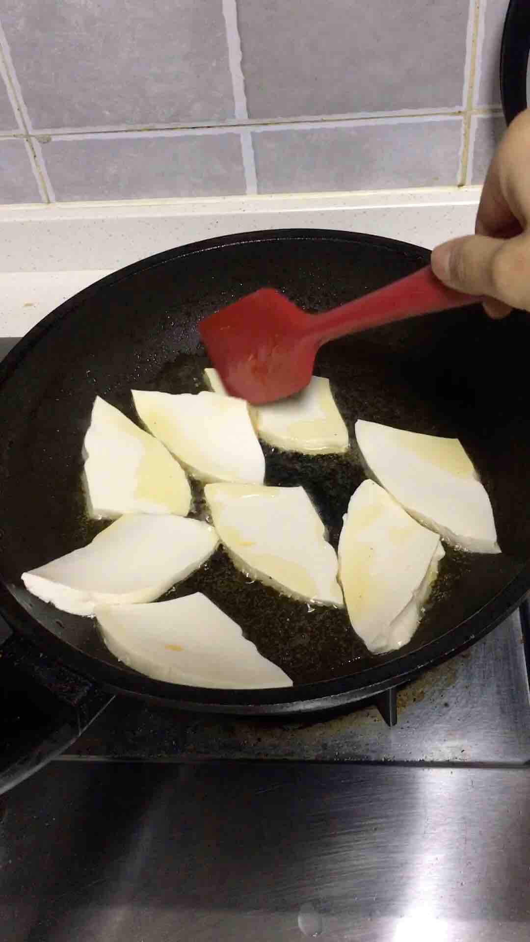 煎豆腐的做法-家常味煎菜譜