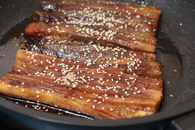 蒲燒茄子的做法-咸鮮味煎菜譜-易網(wǎng)健康養(yǎng)生網(wǎng) 蒲燒茄子的做法-咸鮮味煎菜譜