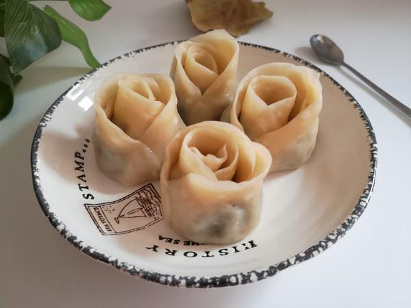 玫瑰花蒸餃，美味簡單，形狀似花，上桌就搶光的做法-咸鮮味蒸菜譜