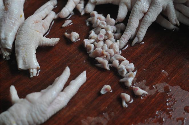 電飯鍋雞爪煲的做法-咸鮮味燒菜譜-易網<a href=http://www.logojc.com/ target=_blank class=infotextkey>健康養生</a>網 電飯鍋雞爪煲的做法-咸鮮味燒菜譜