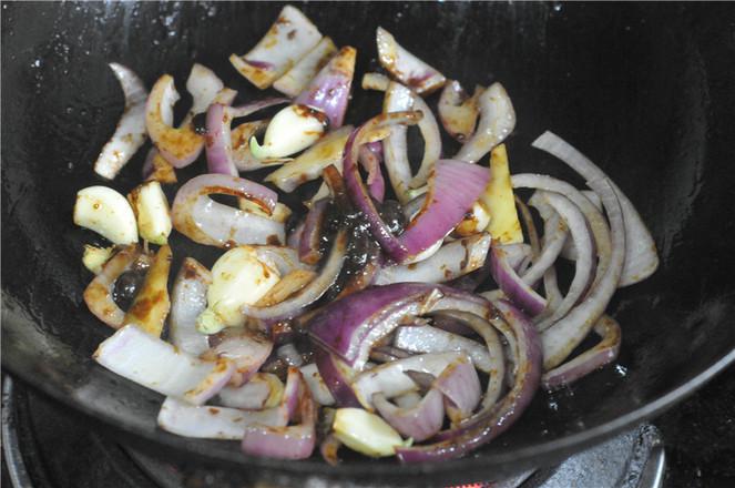 電飯鍋雞爪煲的做法-咸鮮味燒菜譜-易網健康養生網 電飯鍋雞爪煲的做法-咸鮮味燒菜譜