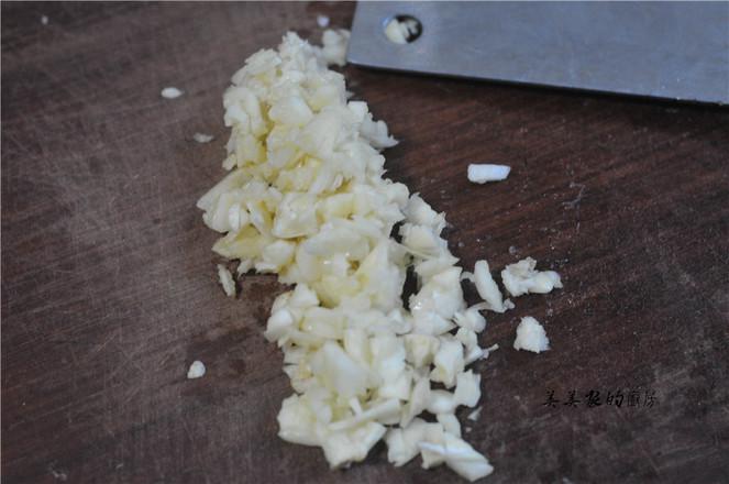 蒜香黃油蝦的做法-蒜香味炒菜譜