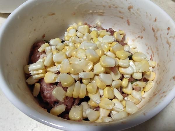蝦仁玉米豬肉蒸餃的做法-咸鮮味蒸菜譜