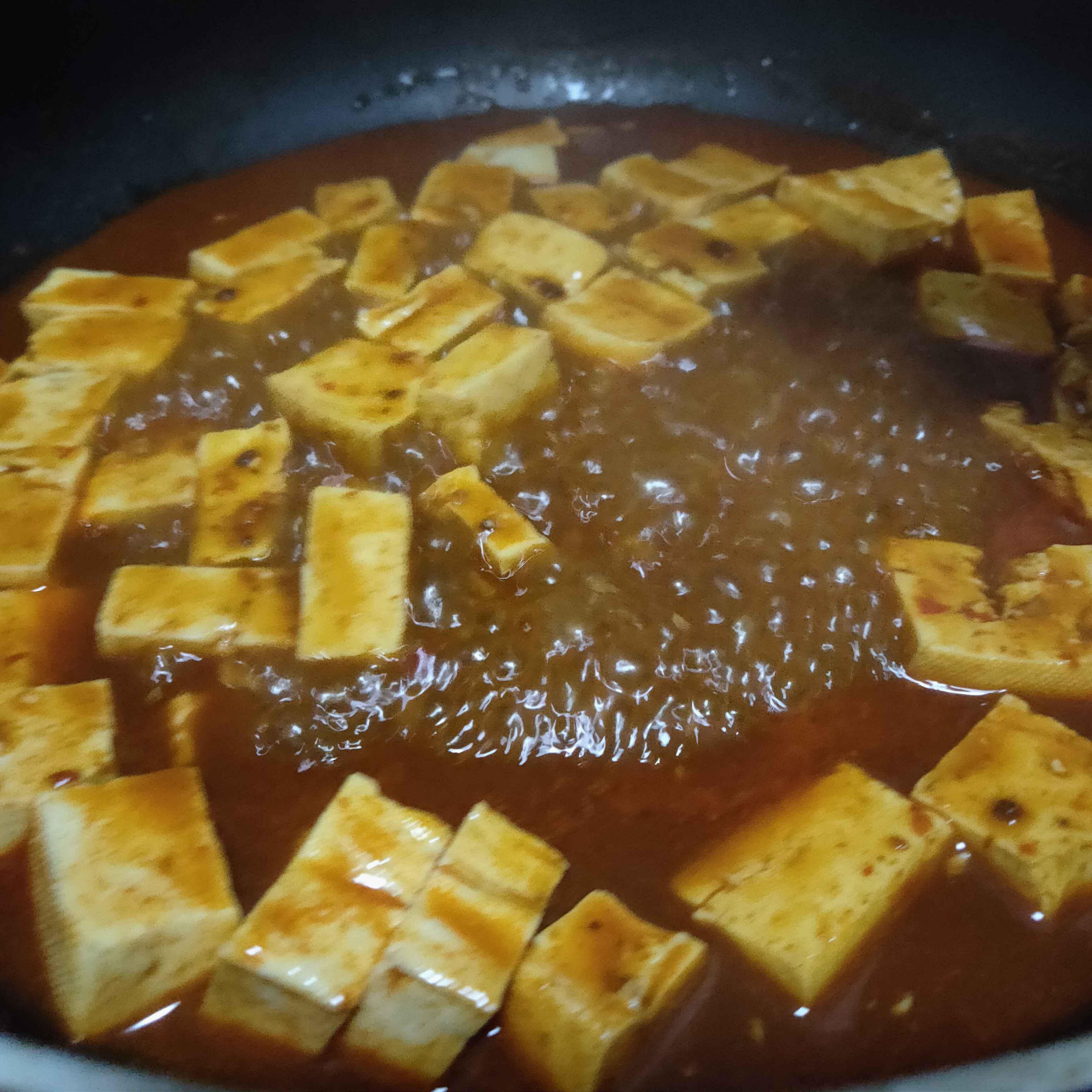 麻婆豆腐的做法-家常味炒菜譜